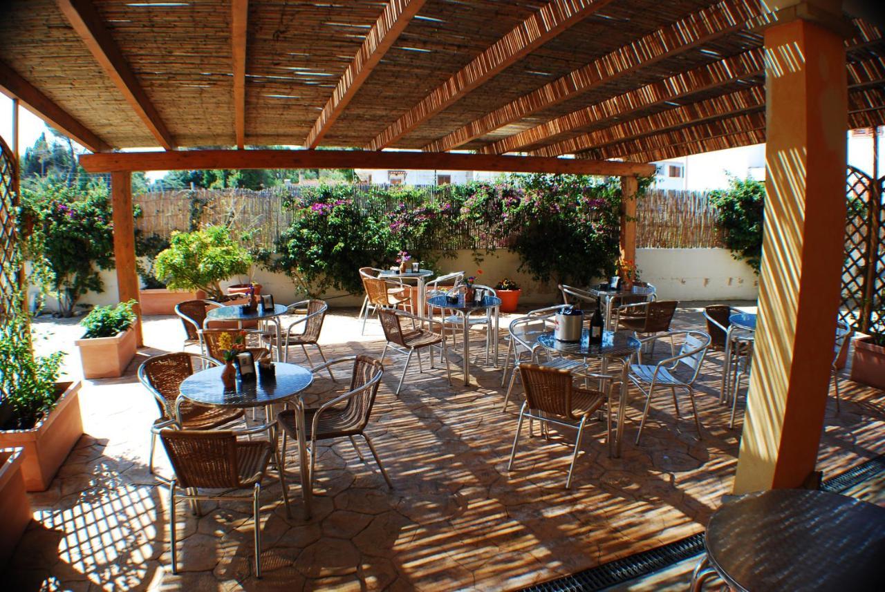 Hotel Le Sabbie Calasetta Exterior foto